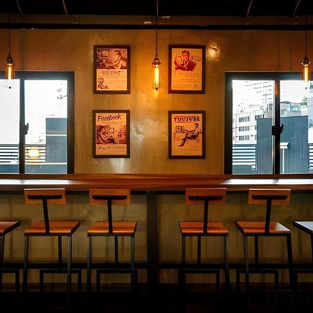 RedDoorz Episode 11 Hostel Sukhumvit Bangkok Buitenkant foto