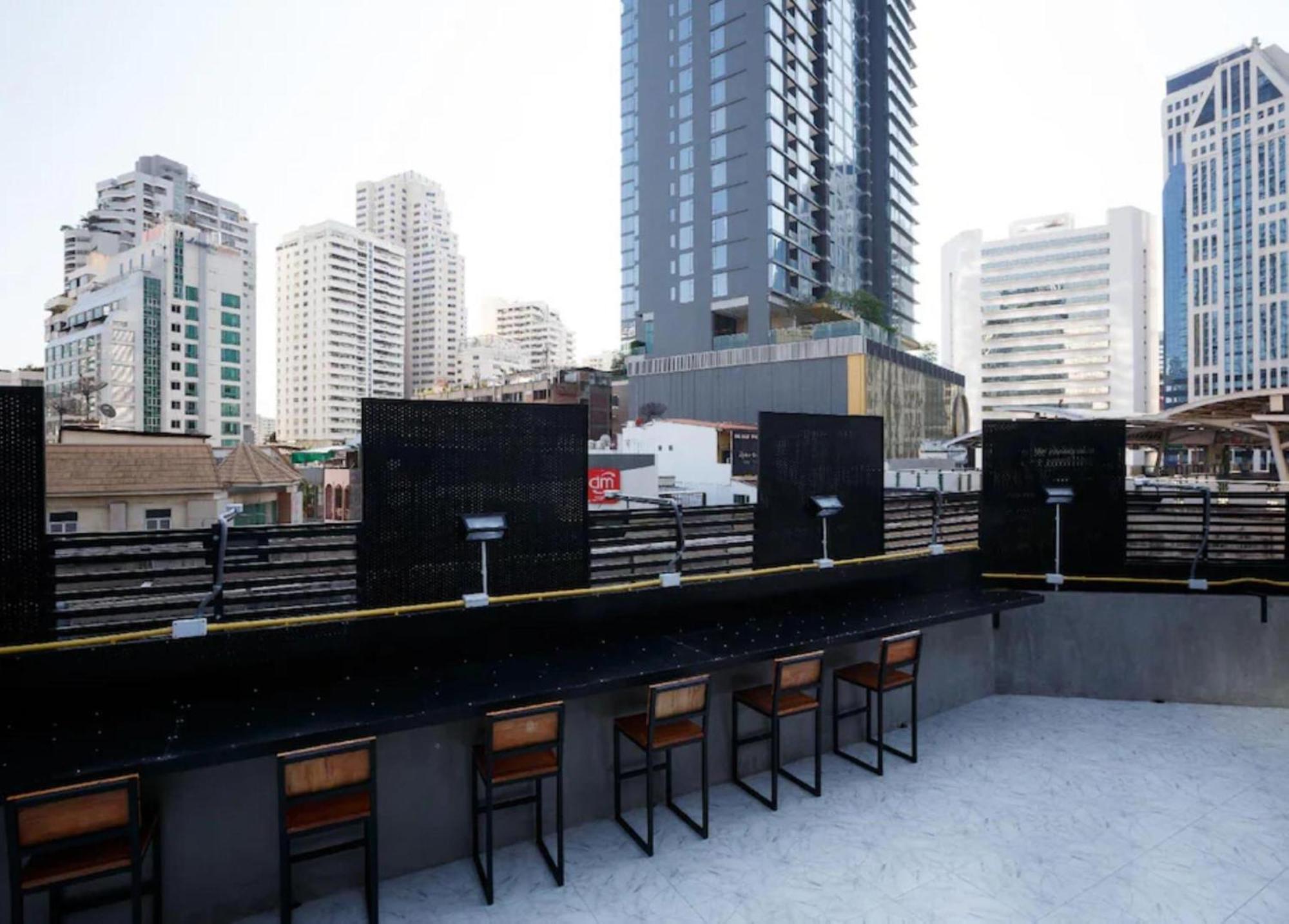 RedDoorz Episode 11 Hostel Sukhumvit Bangkok Buitenkant foto